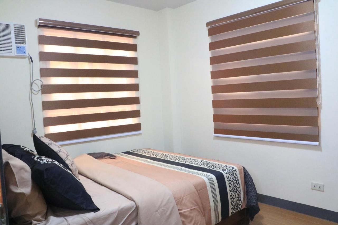 Anicia Guesthouse Rooms Paranaque City エクステリア 写真