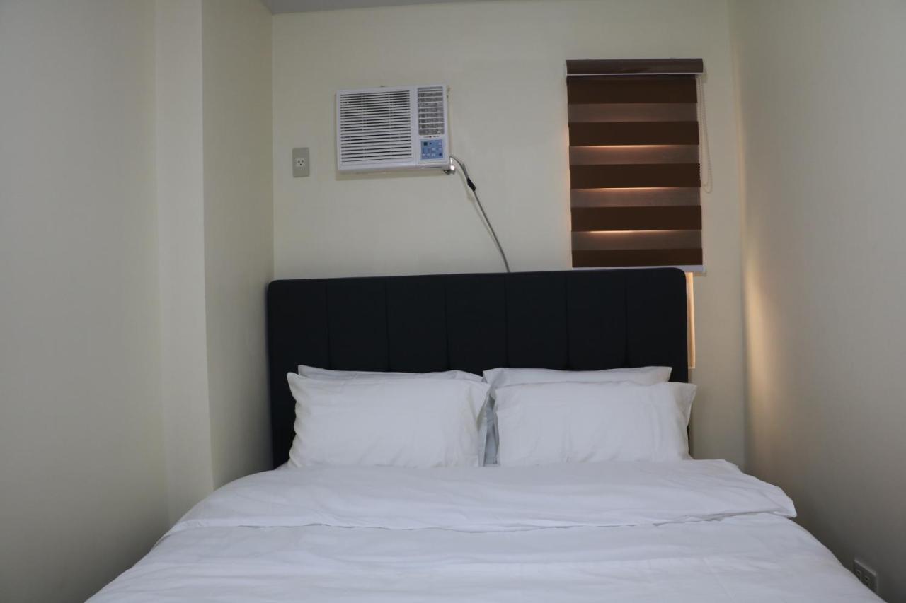 Anicia Guesthouse Rooms Paranaque City エクステリア 写真
